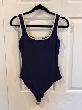 NWOT Gilli Navy Square-Neck Knit Bodysuit with Cream Trim
